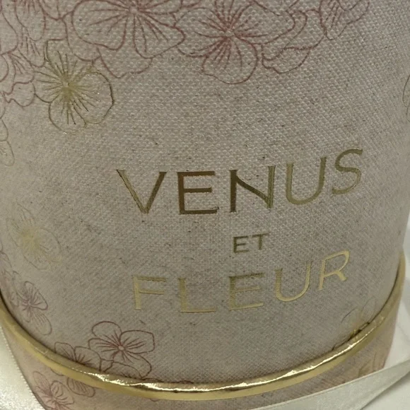Venus Et Fleur Purple Rose Box - Picture 4 of 6